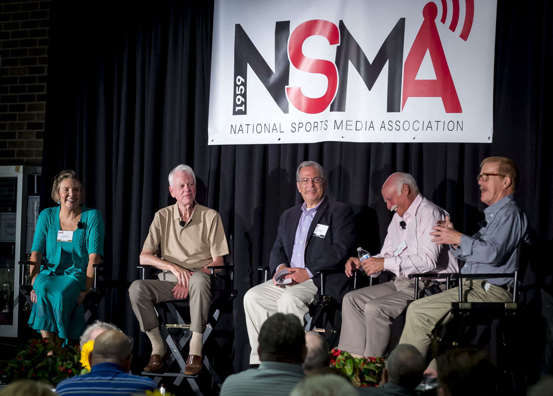 NSMA executive director Dave Goren (center), with Boston Globe alumni (from left) Lesley Visser, Bob Ryan, Vince Doria and Leigh Montville