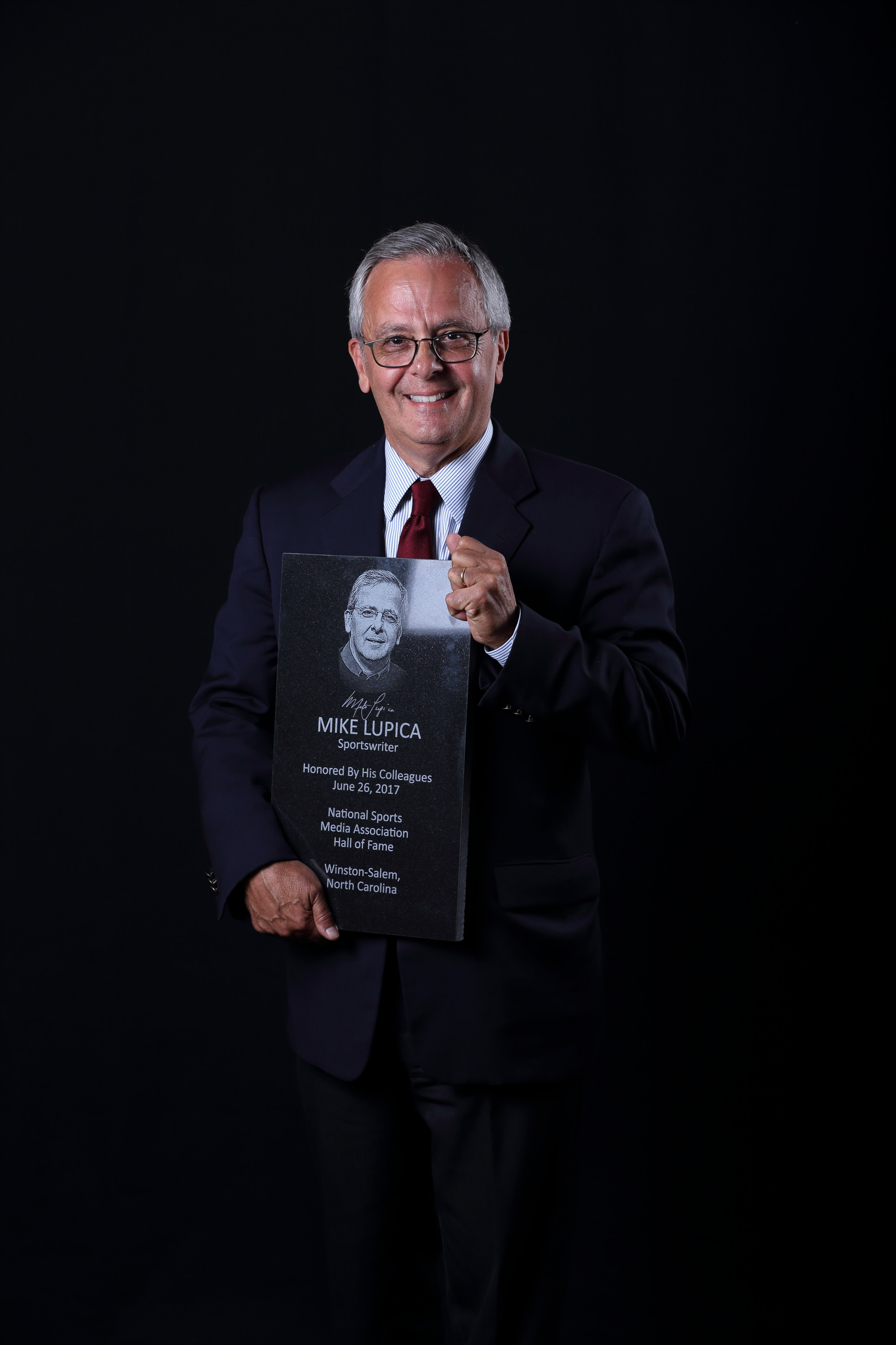 Mike Lupica was a 2017 NSMA Hall of Fame inductee (Brian Westerholt/Sports on Film Photo)