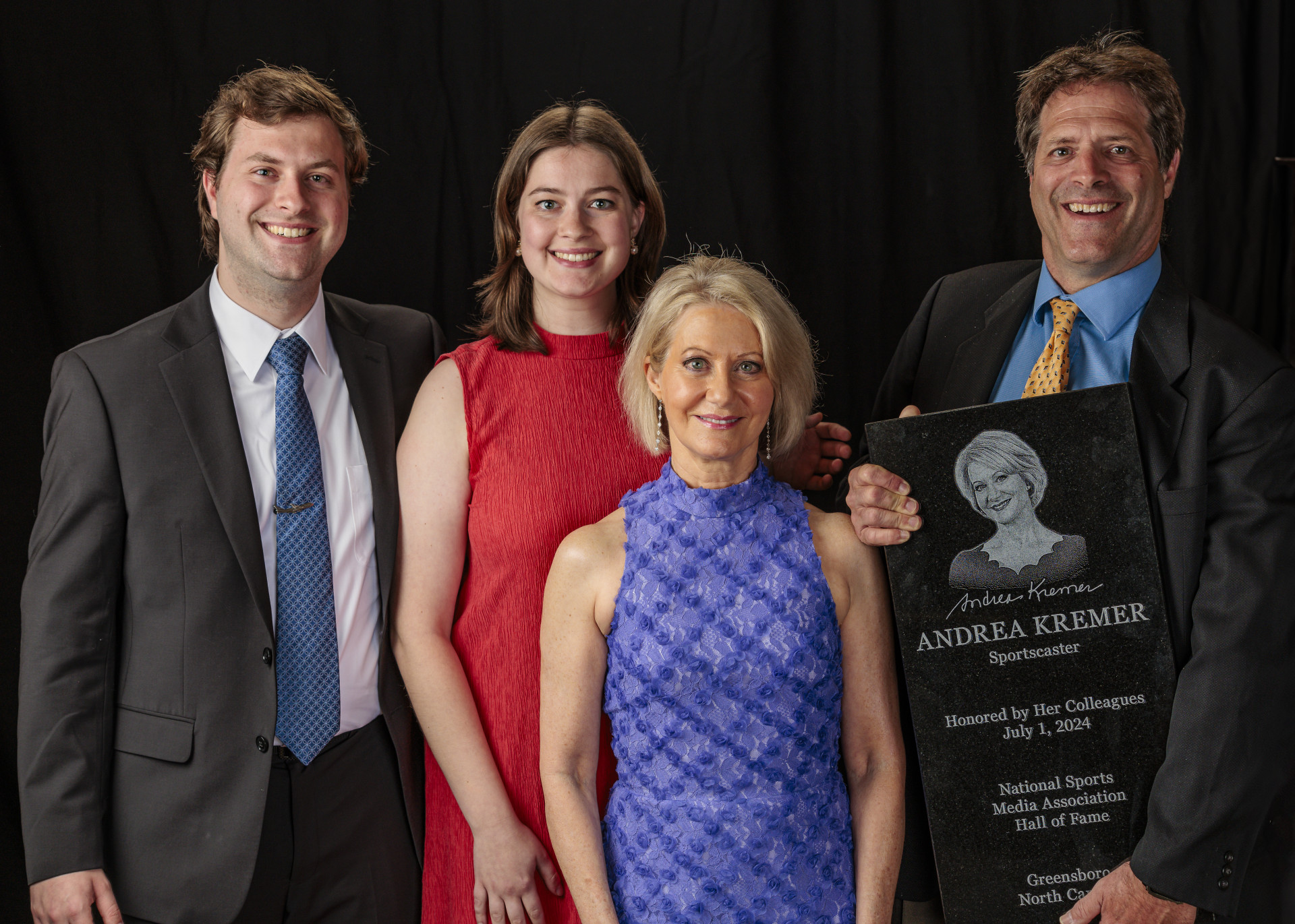 Andrea Kremer (Front) & Family (Photo by Bob Leverone)